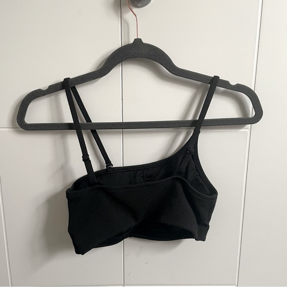 3/$25 Old Navy Asymmetrical Bikini Top - Picture 4 of 6